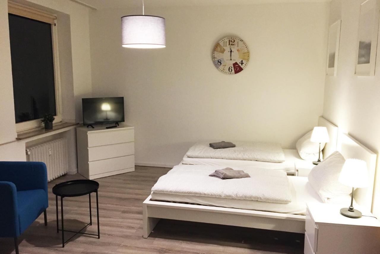 Nice And Cozy Apartment With Wifi And Balcony 노이스 외부 사진